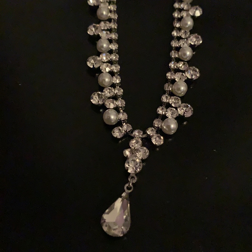 Necklace - Picture 2 of 3